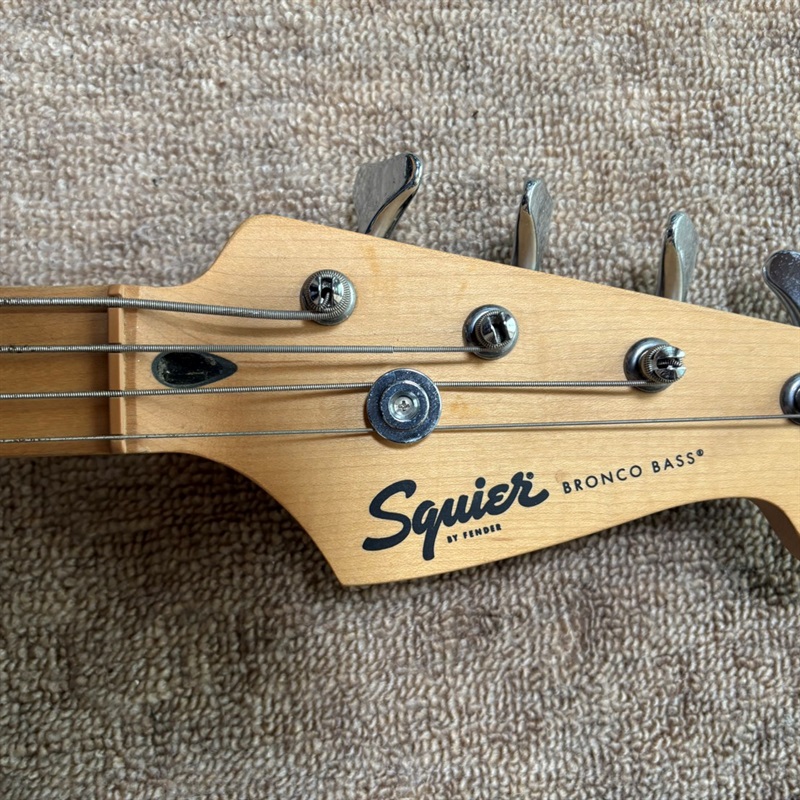 Squier by Fender Sonic Series Bronco Bassの画像